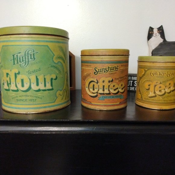 Other - VINTAGE fluffy flour nesting canister set of 3 (flour, tea, coffee)